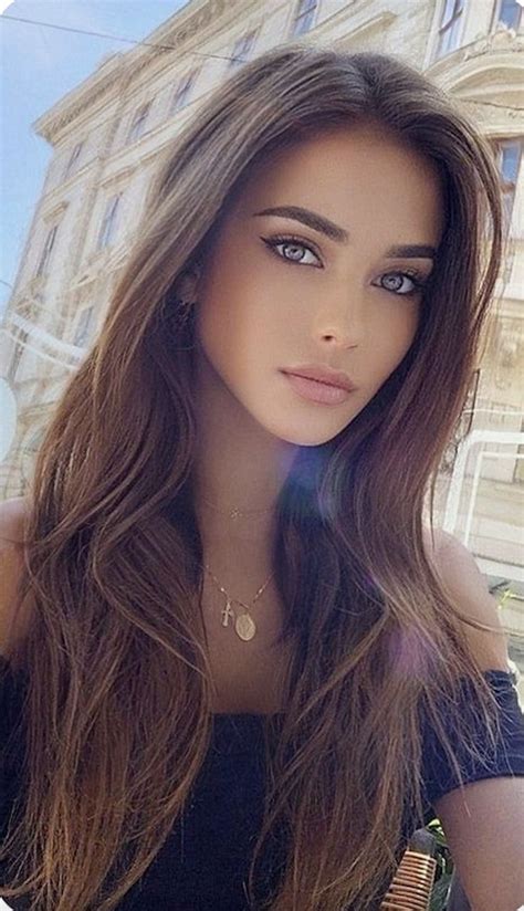 Beautiful Models .